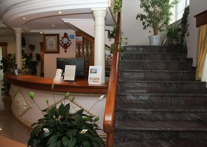 Lagoa Do Linho Paço