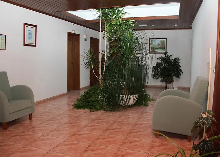 Lagoa Do Linho Hotel 2*